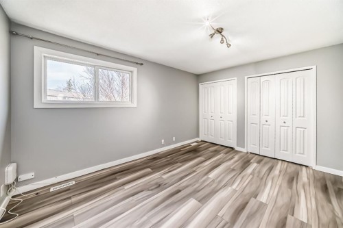 41-5520 1 Avenue Se, Calgary, AB - Indoor Photo Showing Other Room