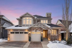 295 Coopers Hill SW Airdrie, AB T4B 0B9