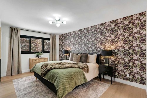 2416 Palliser Drive Sw, Calgary, AB - Indoor Photo Showing Bedroom
