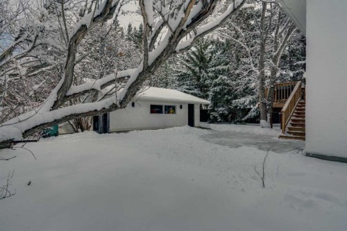 2416 Palliser Drive Sw, Calgary, AB - Outdoor