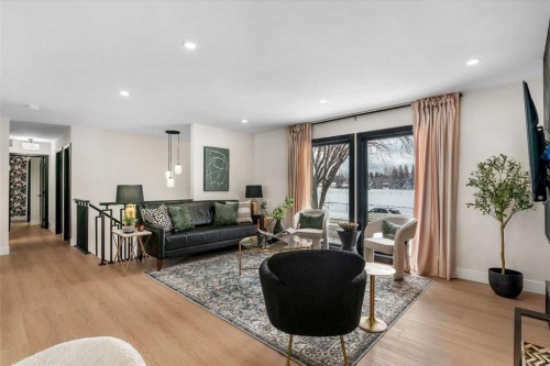 2416 Palliser Drive Sw, Calgary, AB - Indoor Photo Showing Living Room