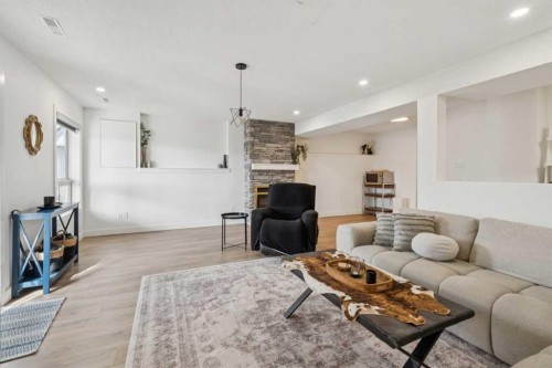 194 Martinglen Way Ne, Calgary, AB - Indoor Photo Showing Living Room