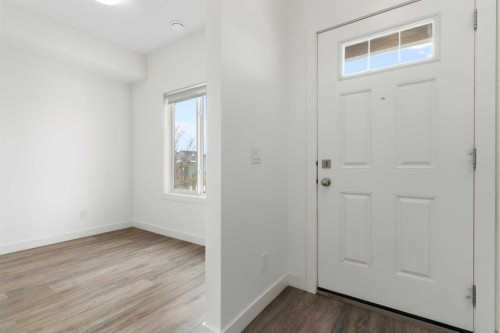 1701-24 Rivercrest Drive, Cochrane, AB - Indoor Photo Showing Other Room
