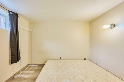 28 Cornell Place Nw, Calgary, AB - Indoor