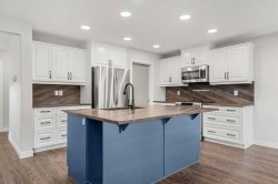 175 Kincora Crescent NW Calgary, AB T3R 0N4