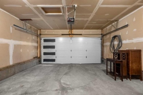 175 Kincora Crescent Nw, Calgary, AB - Indoor Photo Showing Garage