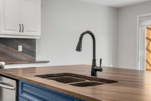 175 Kincora Crescent Nw, Calgary, AB - Indoor Photo Showing Kitchen With Double Sink
