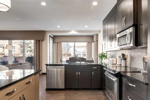 80 Auburn Springs Boulevard Se, Calgary, AB - Indoor Photo Showing Kitchen With Upgraded Kitchen