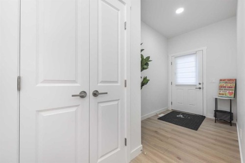 308 Sora Terrace Se, Calgary, AB - Indoor Photo Showing Other Room