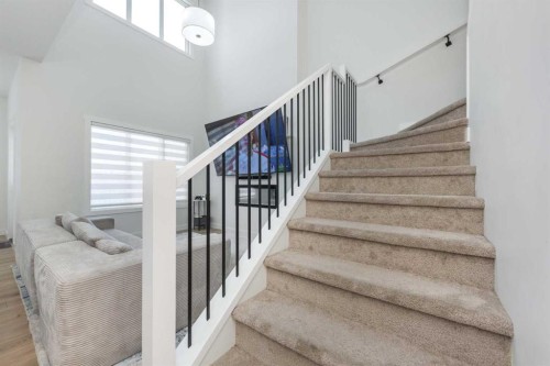 308 Sora Terrace Se, Calgary, AB - Indoor Photo Showing Other Room