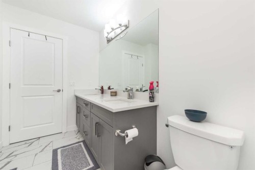308 Sora Terrace Se, Calgary, AB - Indoor Photo Showing Bathroom