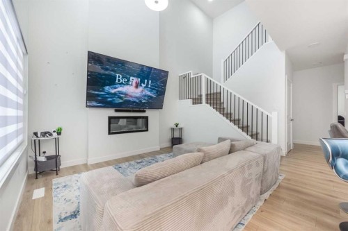 308 Sora Terrace Se, Calgary, AB - Indoor