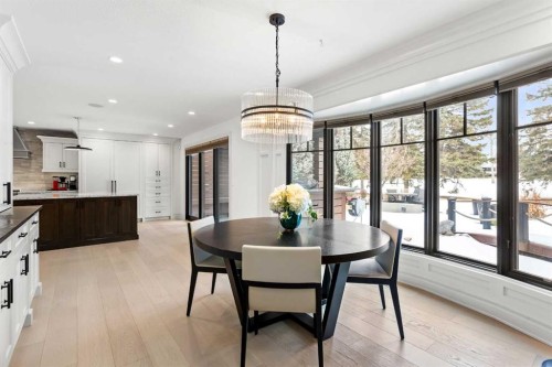 10 Willow Park Green Se, Calgary, AB - Indoor Photo Showing Dining Room