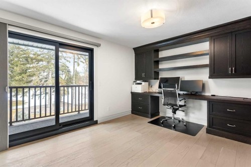 10 Willow Park Green Se, Calgary, AB - Indoor Photo Showing Office