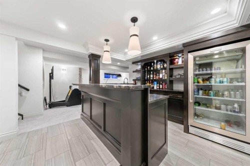 10 Willow Park Green Se, Calgary, AB - Indoor Photo Showing Other Room