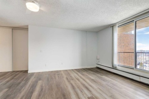 1114-4944 Dalton Drive Nw, Calgary, AB - Indoor Photo Showing Other Room