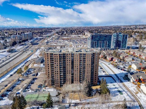 1114-4944 Dalton Drive NW Calgary, AB T3A 2E3