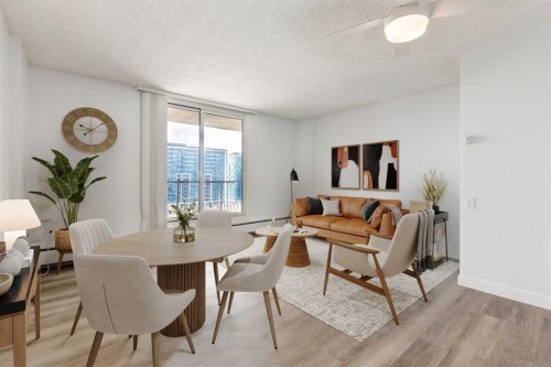 1114-4944 Dalton Drive Nw, Calgary, AB - Indoor Photo Showing Other Room