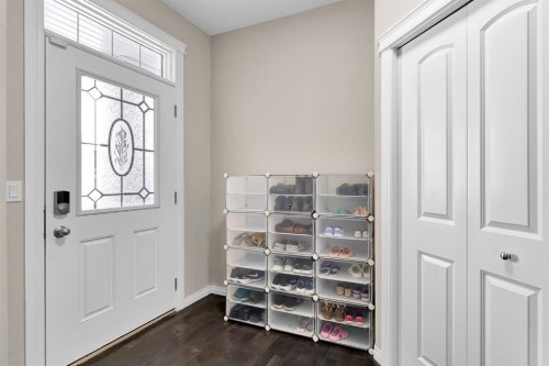 177 Cougar Ridge Close Sw, Calgary, AB - Indoor Photo Showing Other Room