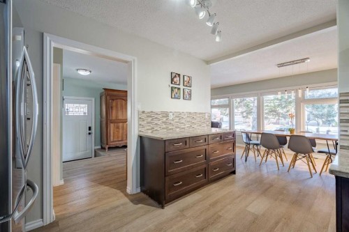 4803 Brockington Road Nw, Calgary, AB - Indoor