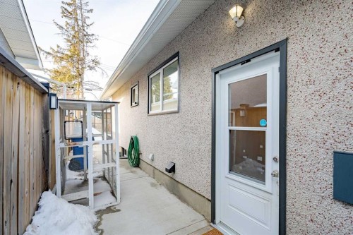 4803 Brockington Road Nw, Calgary, AB - Outdoor With Exterior