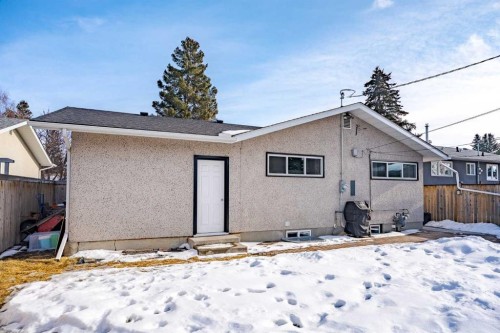 4803 Brockington Road Nw, Calgary, AB - Outdoor