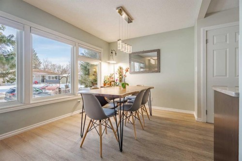 4803 Brockington Road Nw, Calgary, AB - Indoor Photo Showing Dining Room