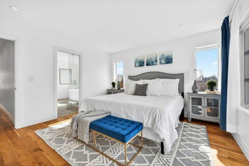 4504 37 Avenue Sw, Calgary, AB - Indoor Photo Showing Bedroom