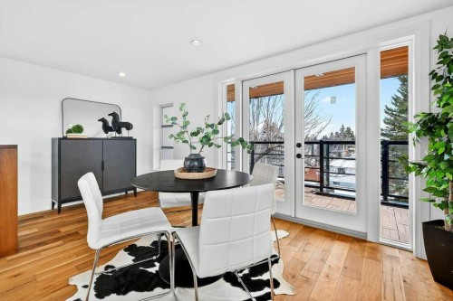 4504 37 Avenue Sw, Calgary, AB - Indoor Photo Showing Dining Room