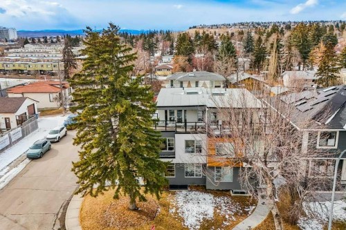 4504 37 Avenue Sw, Calgary, AB - Outdoor With Balcony With View