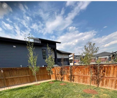 218 Riviera View, Cochrane, AB - Outdoor