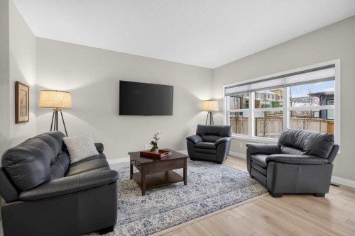 218 Riviera View, Cochrane, AB - Indoor Photo Showing Living Room