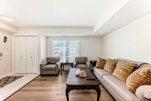 143-300 Marina Drive, Chestermere, AB - Indoor Photo Showing Living Room