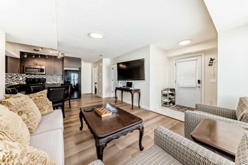 143-300 Marina Drive, Chestermere, AB - Indoor Photo Showing Living Room
