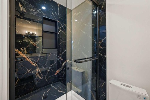 6404 24 Avenue Ne, Calgary, AB - Indoor