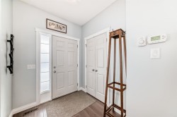 10 Reunion Grove NW Airdrie, AB T4B 0Z7