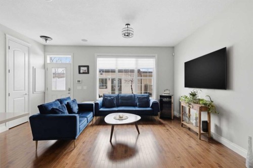 230 Quarry Park Boulevard Se, Calgary, AB - Indoor Photo Showing Living Room