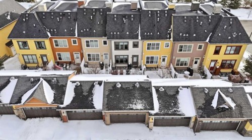 230 Quarry Park Boulevard Se, Calgary, AB - Outdoor