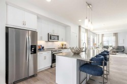 101-437 Alpine Avenue SW Calgary, AB T2Y 0Z8