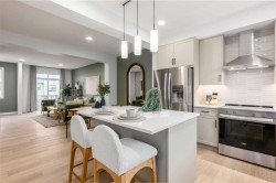 305-437 Alpine Avenue SW Calgary, AB T2Y 0Z8