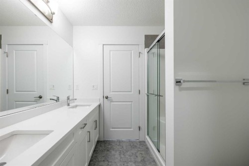 260 Clearview Court, Chestermere, AB - Indoor Photo Showing Bathroom