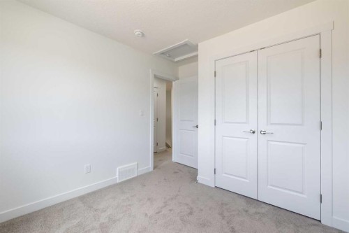 260 Clearview Court, Chestermere, AB - Indoor Photo Showing Other Room