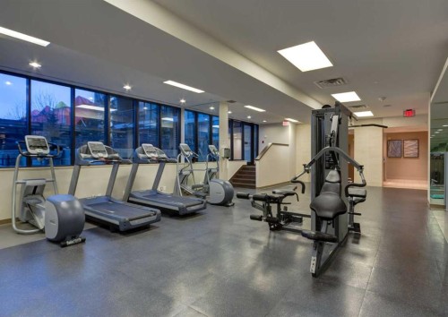 414-222 Riverfront Avenue Sw, Calgary, AB - Indoor Photo Showing Gym Room