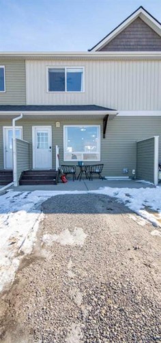 203 Clover Way, Carstairs, AB - Outdoor