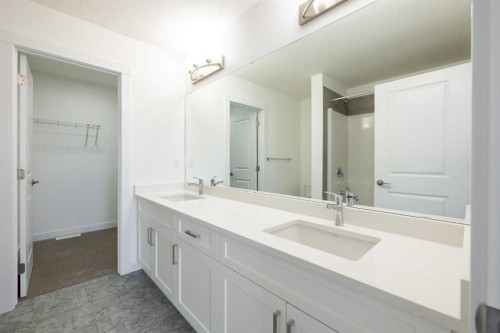 264 Clearview Court, Chestermere, AB - Indoor Photo Showing Bathroom