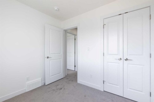 264 Clearview Court, Chestermere, AB - Indoor Photo Showing Other Room