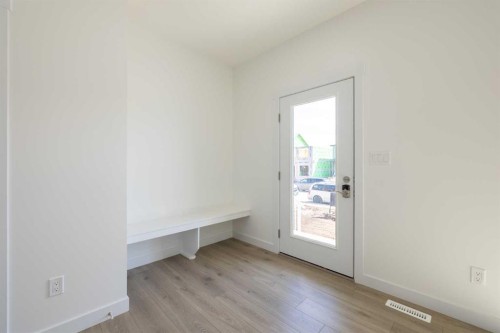 264 Clearview Court, Chestermere, AB - Indoor Photo Showing Other Room