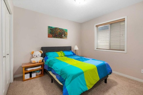 79 Pantego Way Nw, Calgary, AB - Indoor Photo Showing Bedroom