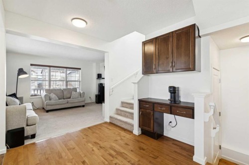 344 Silverado Drive Sw, Calgary, AB - Indoor