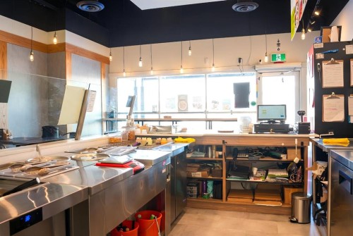 1600 90 Avenue Sw, Calgary, AB 